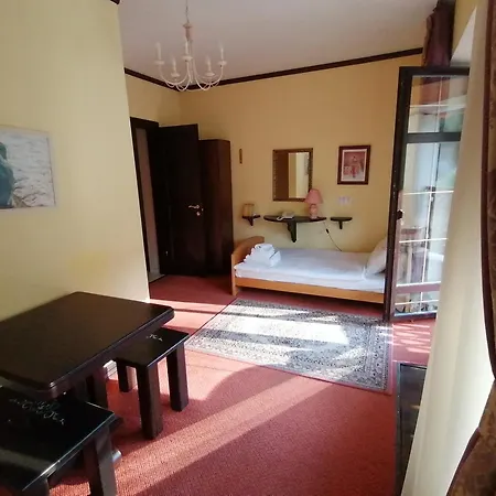 Apartment Zolota Pidkova & Forest Slavske