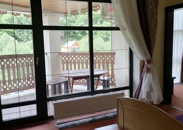 Apartment Zolota Pidkova & Forest *
